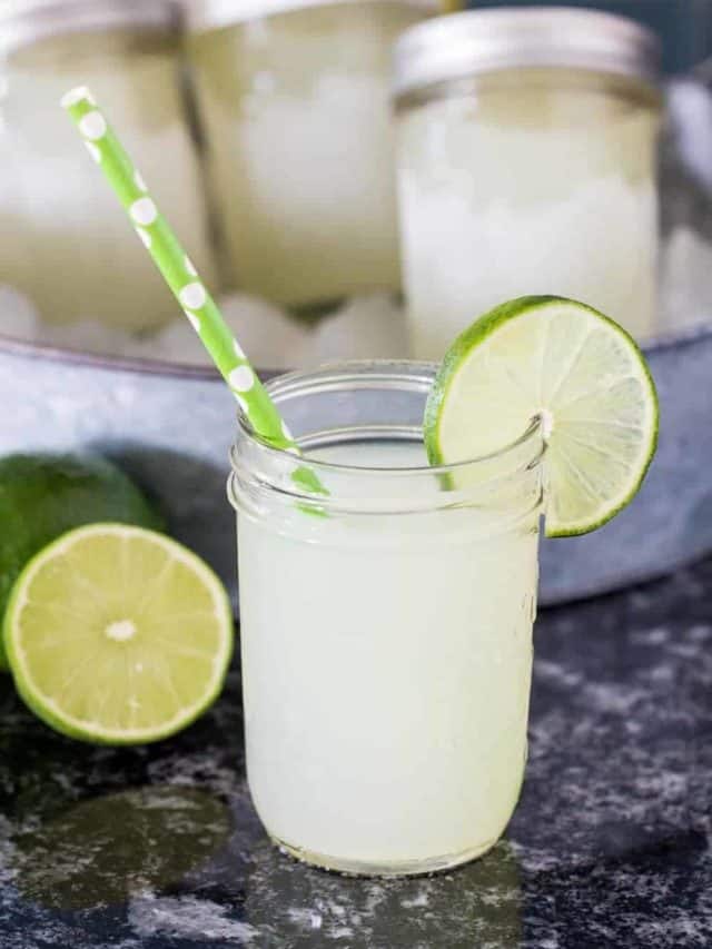 Make-Ahead Mason Jar Margaritas