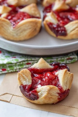 Copycat Starbucks Sugar Plum Cheese Danish - stetted