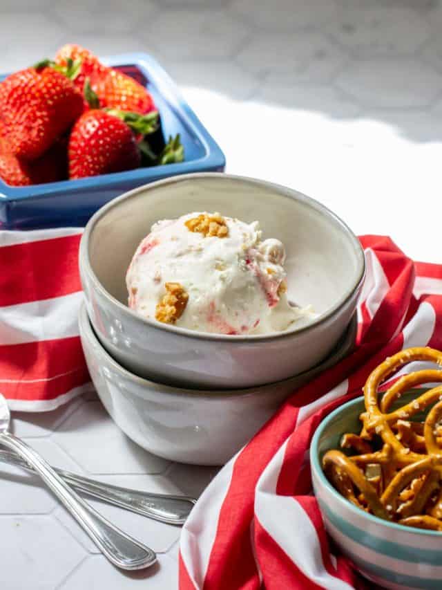 Homemade Strawberry Pretzel Ice Cream