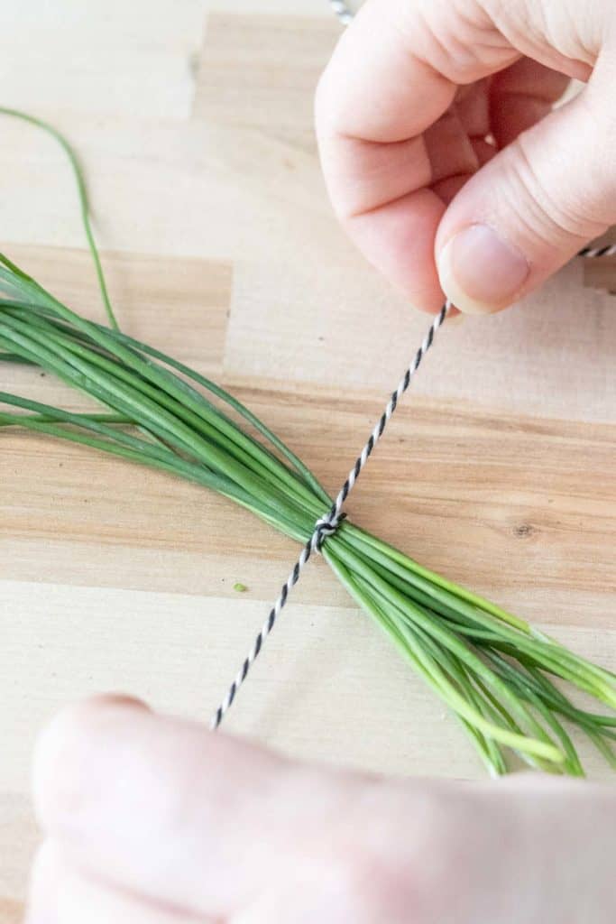 How To Dry Chives Stetted   How To Dry Chives Picture 683x1024 