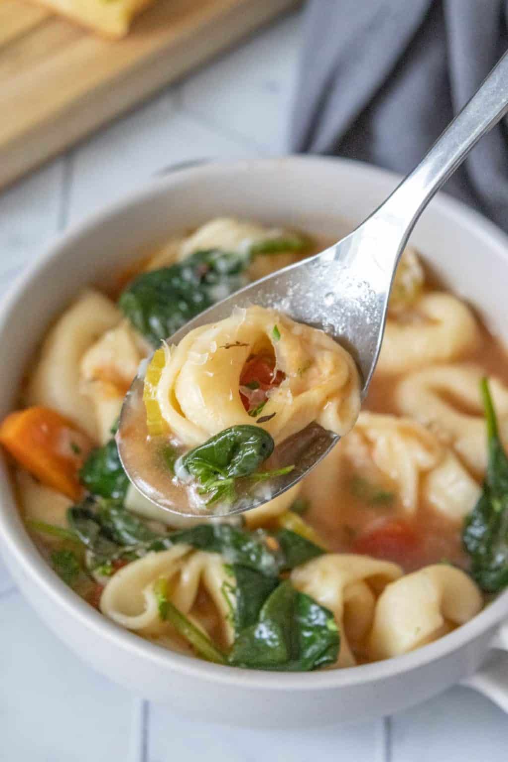 Instant Pot Tortellini Soup - stetted